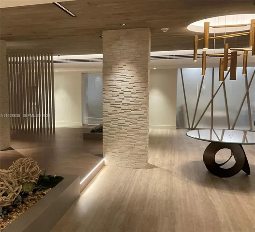 $5,000 | 2301 Collins Avenue, Unit 704, Miami Beach, FL 33139