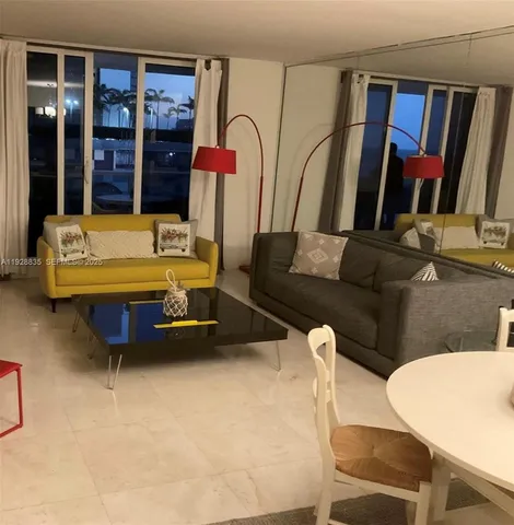 $5,000 | 2301 Collins Avenue, Unit 704, Miami Beach, FL 33139