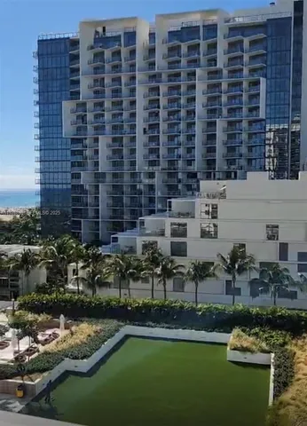 $5,000 | 2301 Collins Avenue, Unit 704, Miami Beach, FL 33139