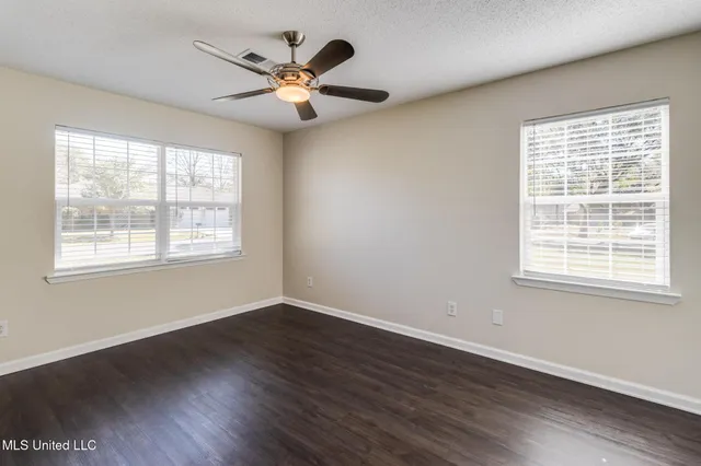 $274,900 | 6329 Anela Drive, Diamondhead, MS 39525