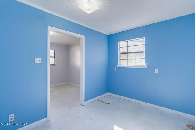 $274,900 | 6329 Anela Drive, Diamondhead, MS 39525