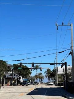 a view of a parking area