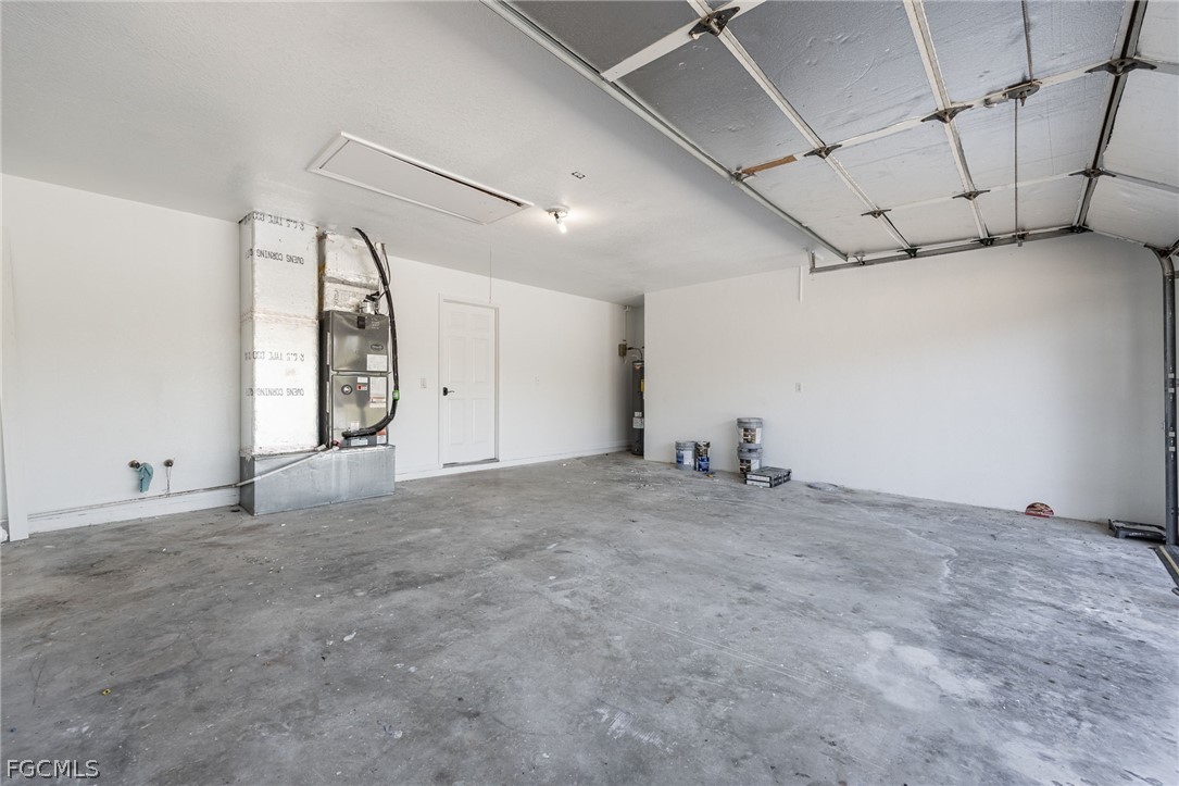 18890 Fox Run Road Alva, FL 33920 - Photo 26 of 50 a view of a room with an empty space