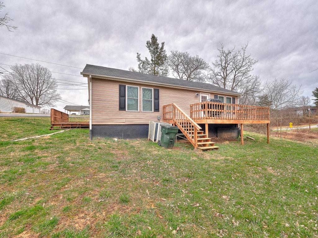 4049 Timberlake Road Johnson City, TN 37601 - Photo 4 of 26 Photo 4