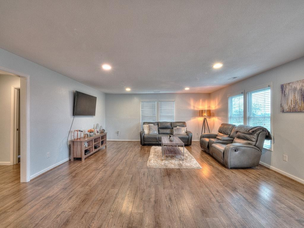 4049 Timberlake Road Johnson City, TN 37601 - Photo 8 of 26 Photo 8