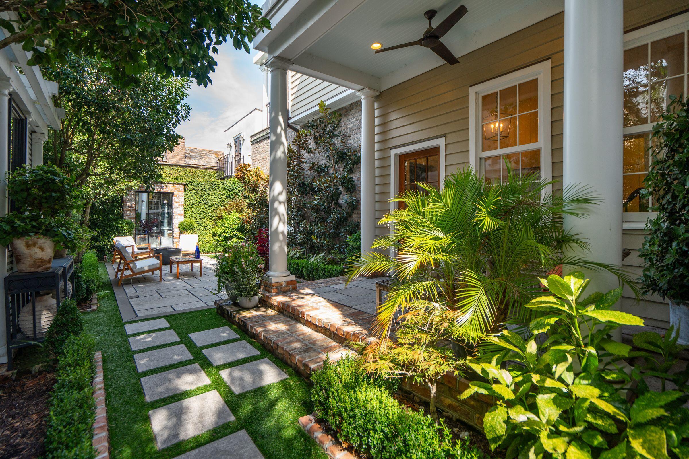 69 King Street Charleston, SC 29401 - Photo 68 of 83 Backyard