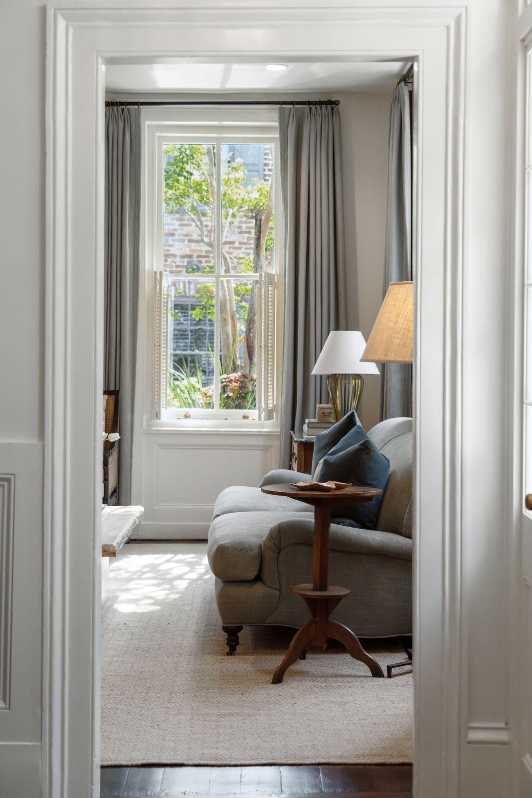 69 King Street Charleston, SC 29401 - Photo 8 of 83 Living Room