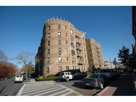 7119 Shore Road, Unit 2E Brooklyn, NY 11209 - Photo 8 of 8 Building Front