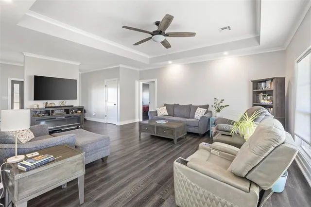 $425,000 | 1536 Highway 384, Lake Charles, LA 70607