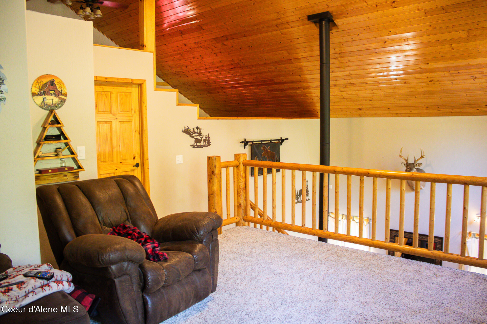 20264 Coeur D'Alene River Road Wallace, ID 83873 - Photo 18 of 59 Loft (4)