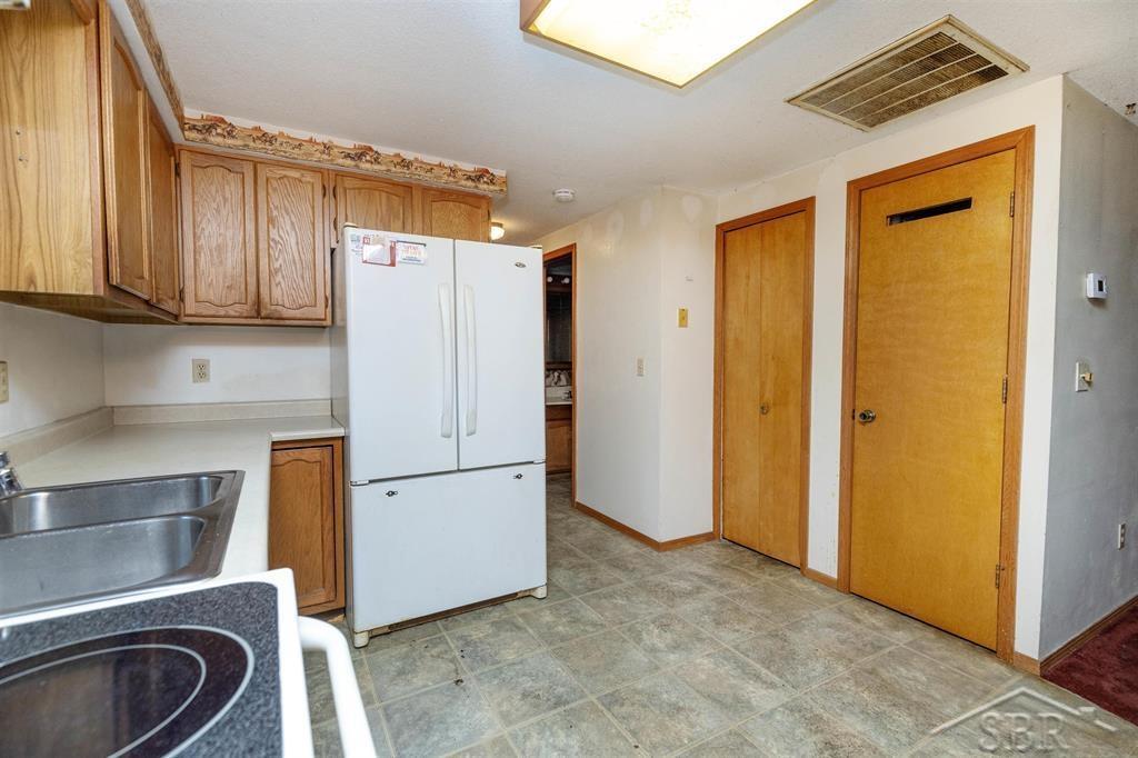 1156 South Alamando Road Shepherd, MI 48883 - Photo 15 of 40