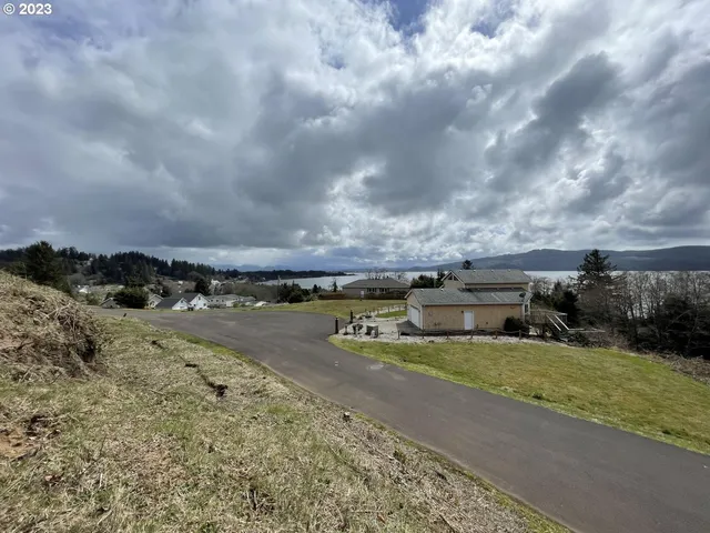 $34,900 | 45 South Ridge Drive, Bay City, OR 97107