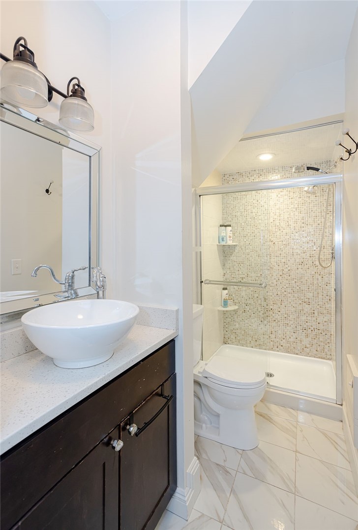 78 State Street Bristol, RI 02809 - Photo 14 of 43 Unit A