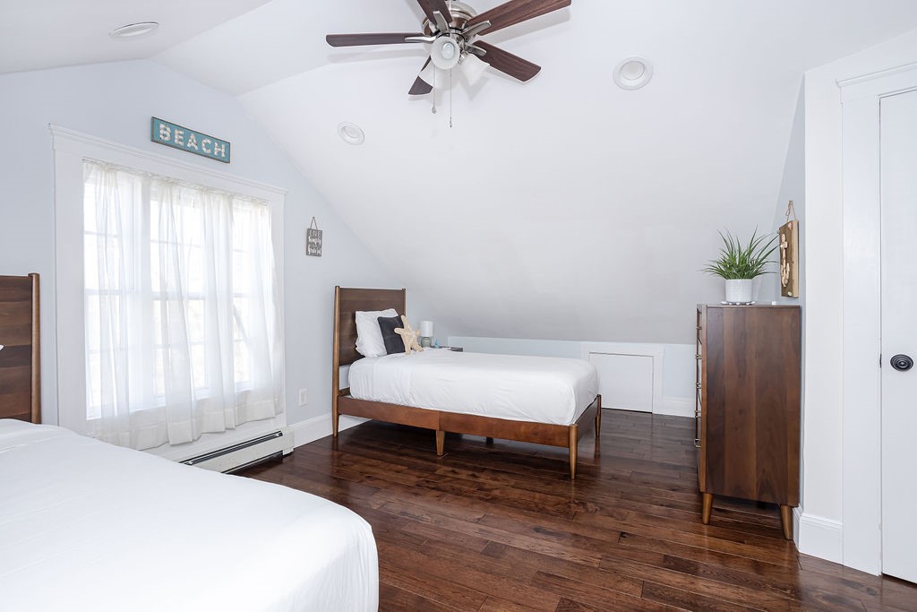 78 State Street Bristol, RI 02809 - Photo 21 of 43 Unit A