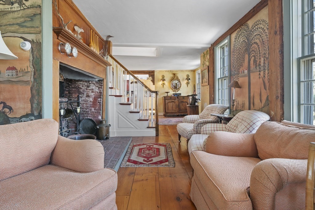 86 Centre Street Nantucket, MA 02554 - Photo 6 of 15