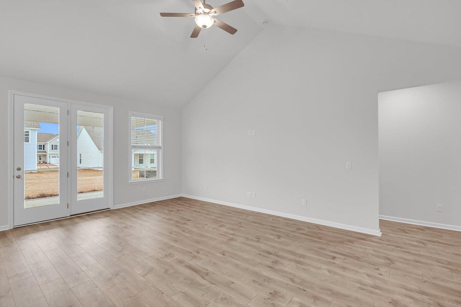 419 Grove End Road Moncks Corner, SC 29461 - Photo 5 of 24 Elliott Family room