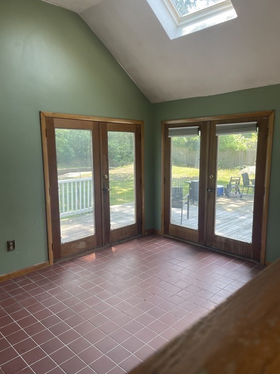 30 Riverneck Road Chelmsford, MA 01824 - Photo 17 of 36 Gallery Image 17