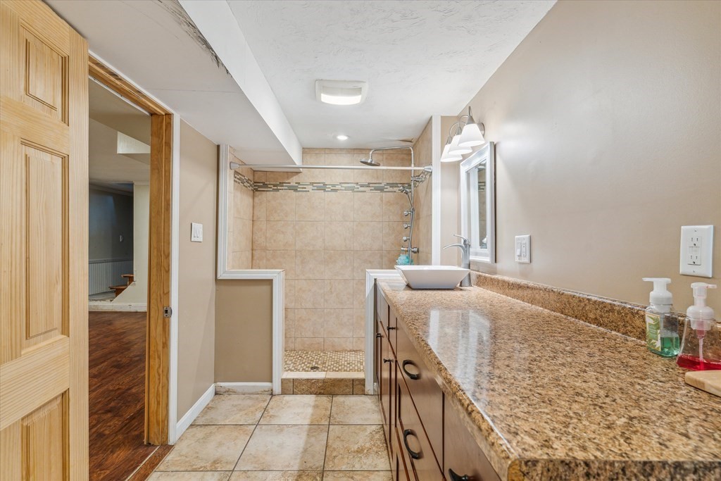 30 Riverneck Road Chelmsford, MA 01824 - Photo 27 of 36 Gallery Image 27