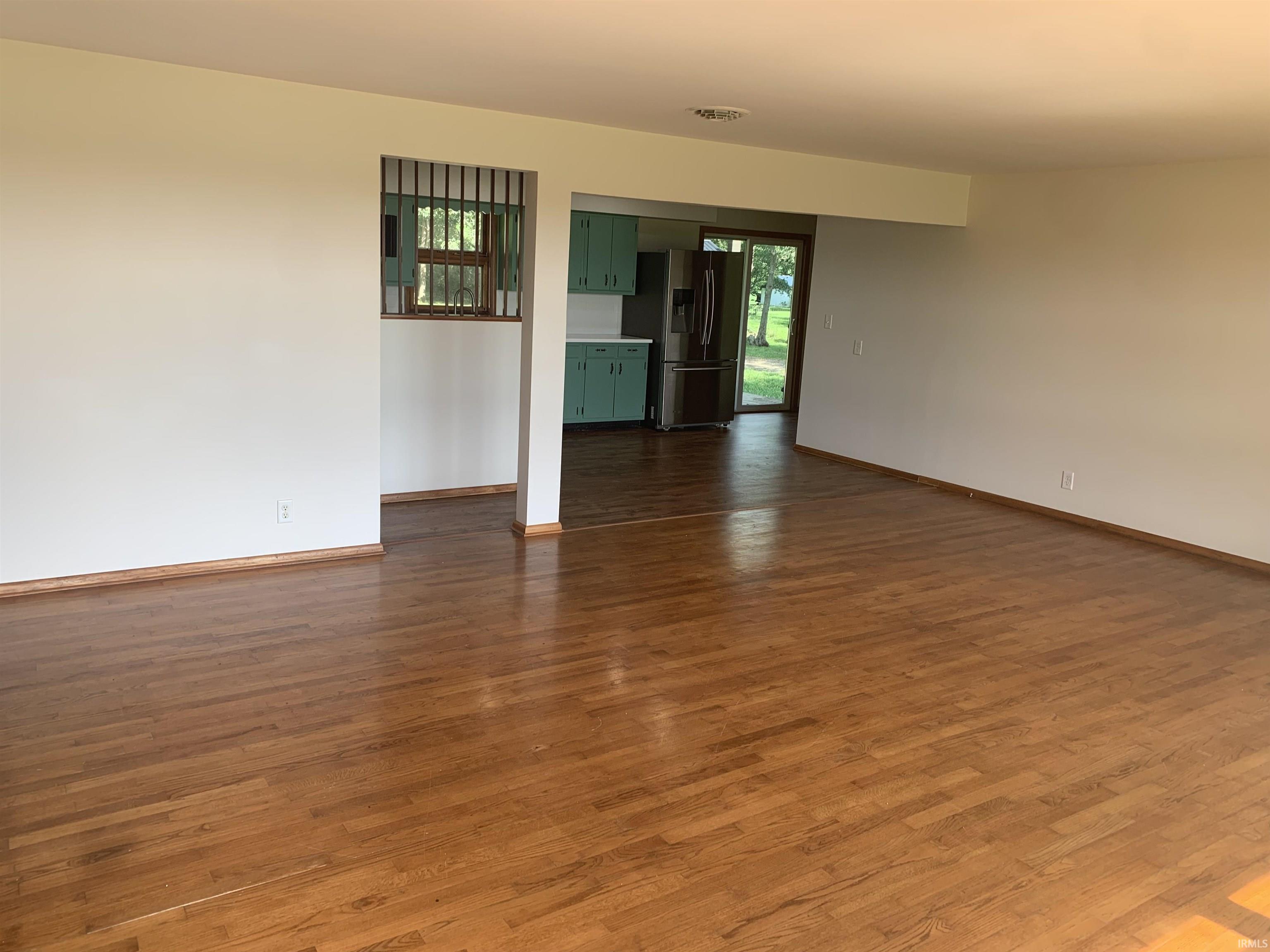 2390 North 650 W Road Yorktown, IN 47396 - Photo 4 of 22