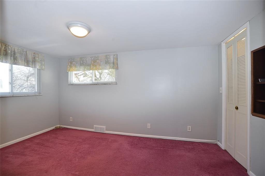 122 Easley Road Pittsburgh, PA 15237 - Photo 12 of 25 Master Bedroom with double lighted closets