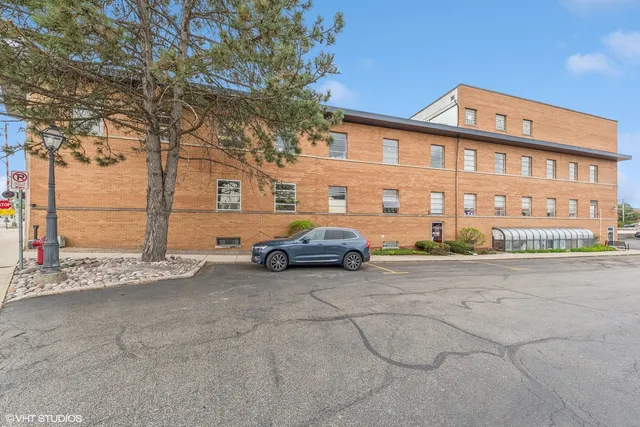 a car parked in front of a building