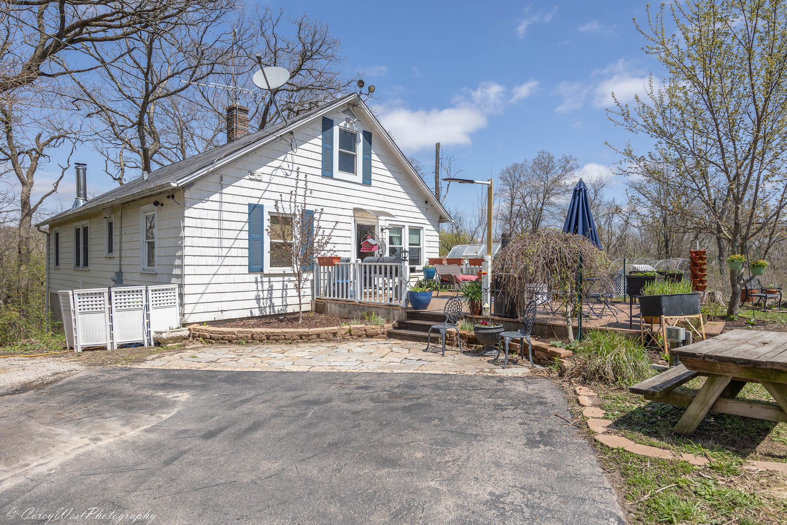 43W320 Smith Road Elburn, IL 60119 - Photo 2 of 32