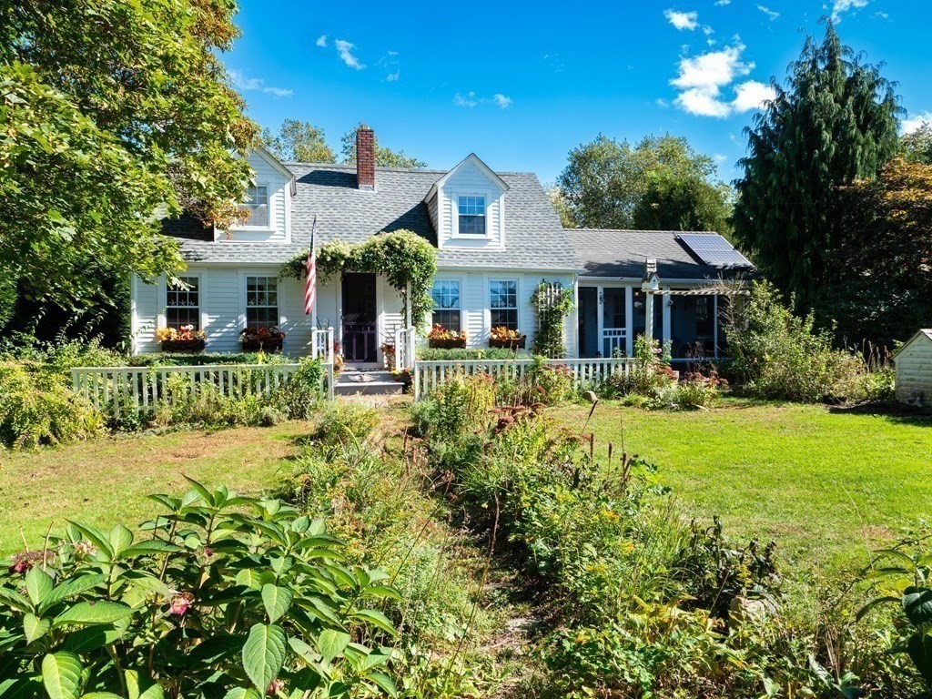 204 Main Road Westport, MA 02790 - Photo 3 of 28 Gallery Image 3