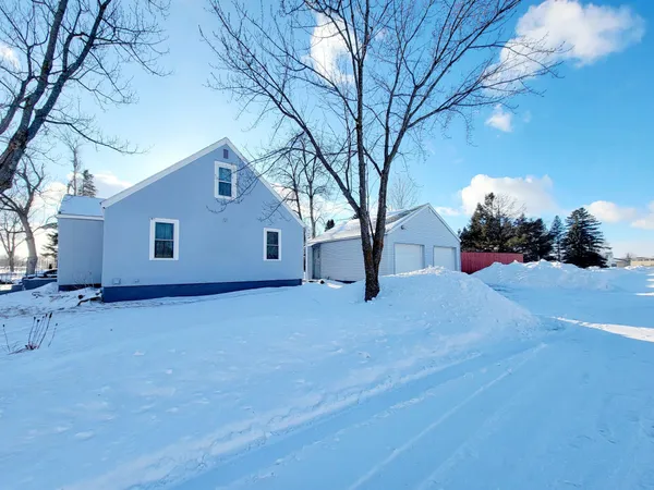 $165,000 | 215 3rd Street Northwest, Wadena, MN 56482
