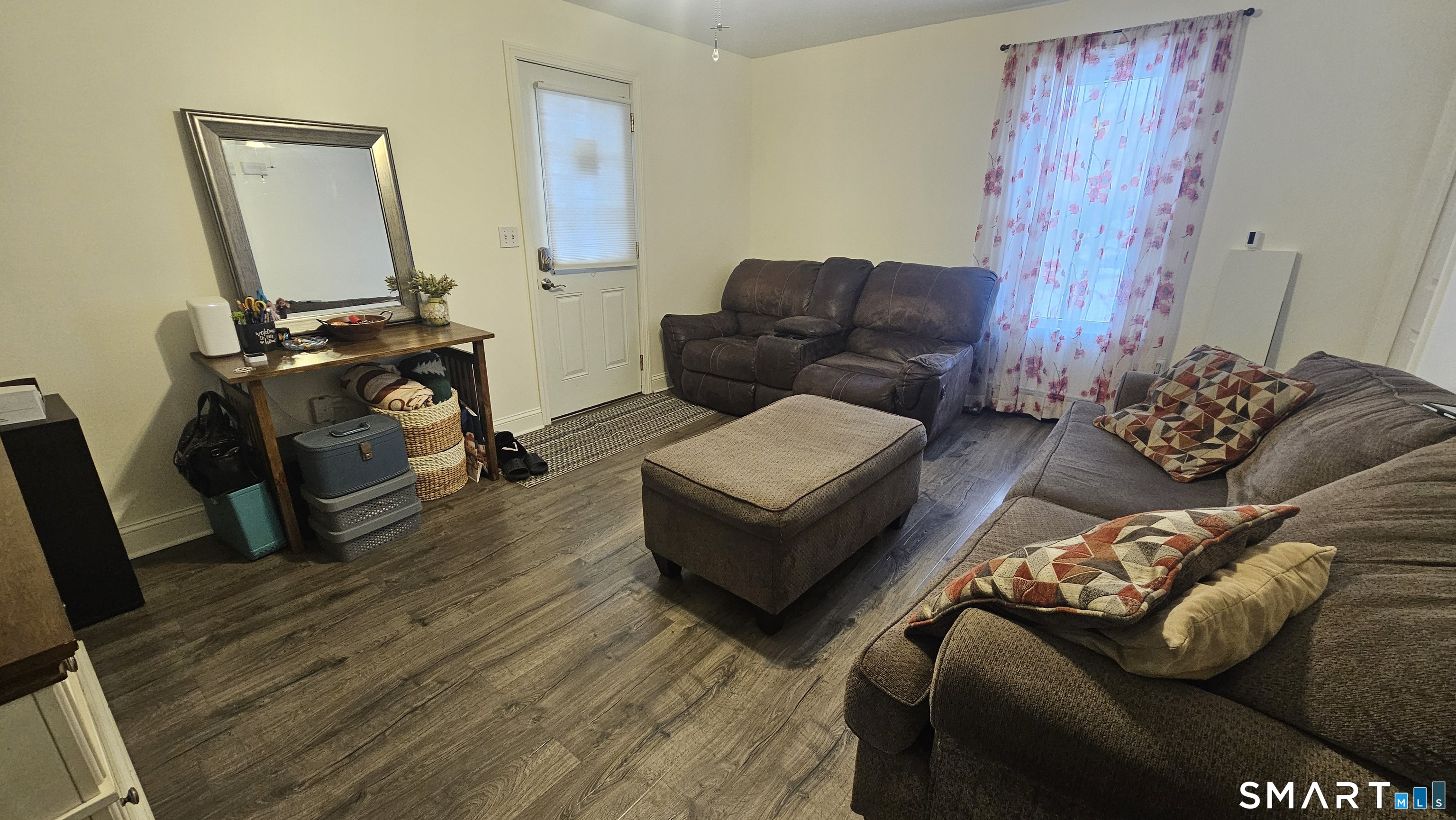 45 Orchard Street Ansonia, CT 06401 - Photo 5 of 25