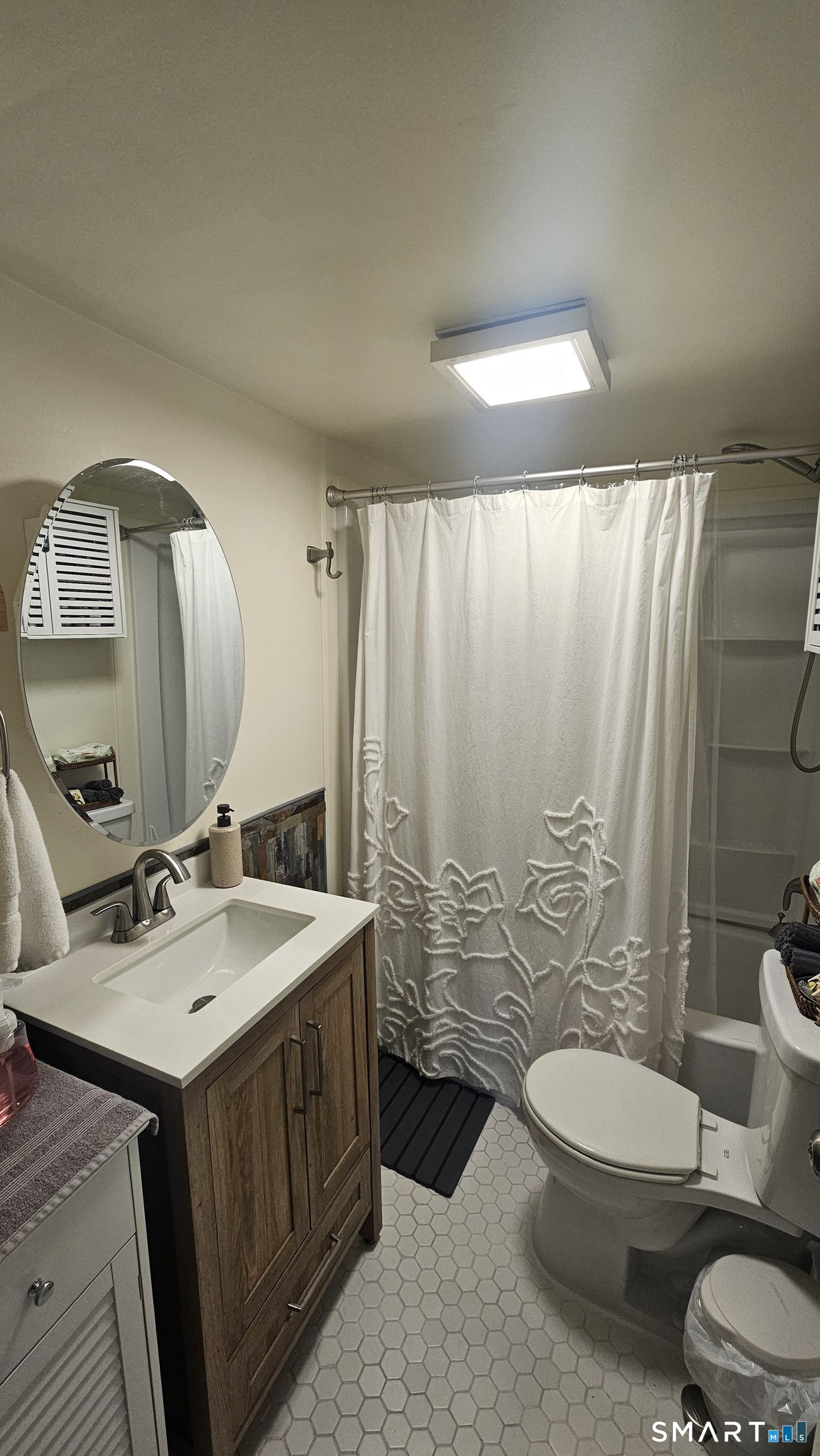 45 Orchard Street Ansonia, CT 06401 - Photo 8 of 25