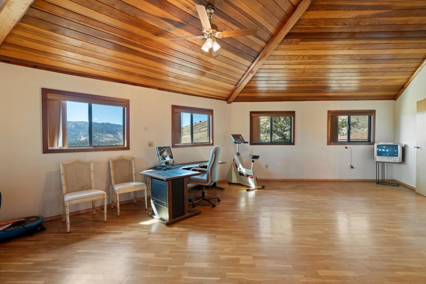 20101 Panoche Road Paicines, CA 95043 - Photo 27 of 97