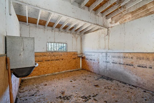 $720,000 | 20101 Panoche Road, Paicines, CA 95043