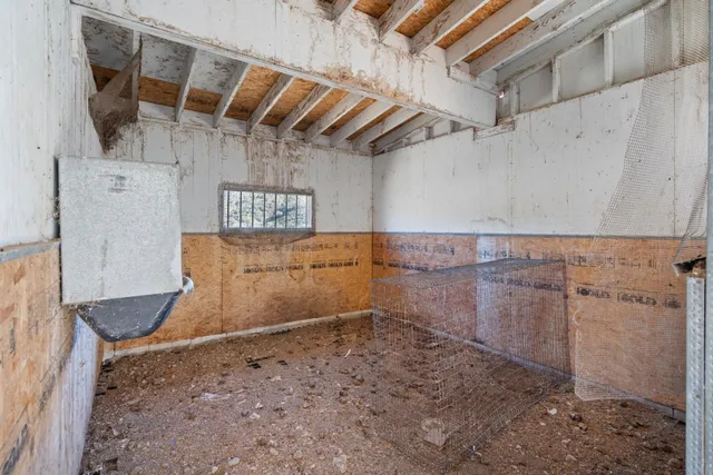 $720,000 | 20101 Panoche Road, Paicines, CA 95043