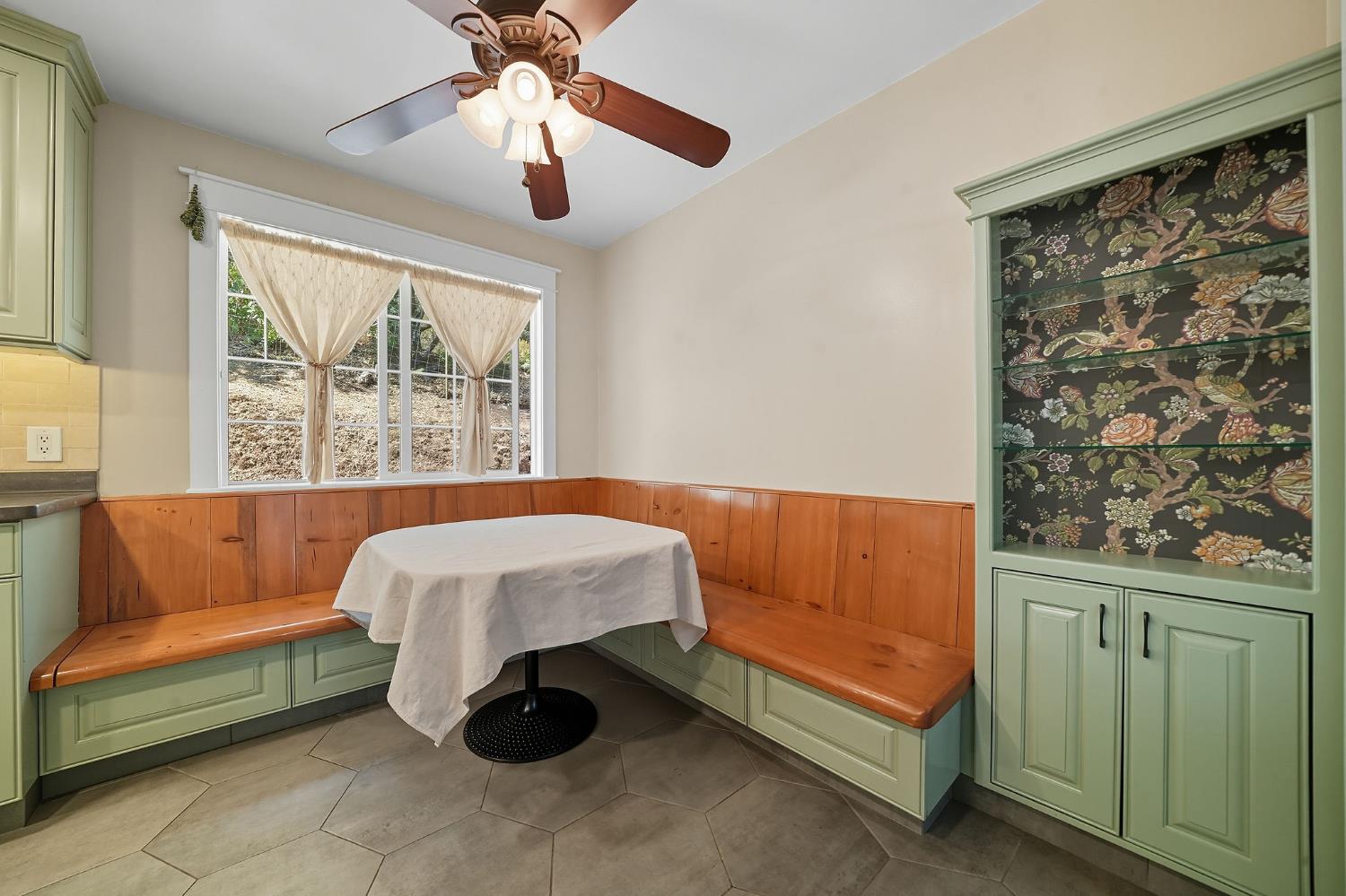 2988 Spring Hill Road San Andreas, CA 95249 - Photo 20 of 95 a bedroom with a bed and a painting on the wall