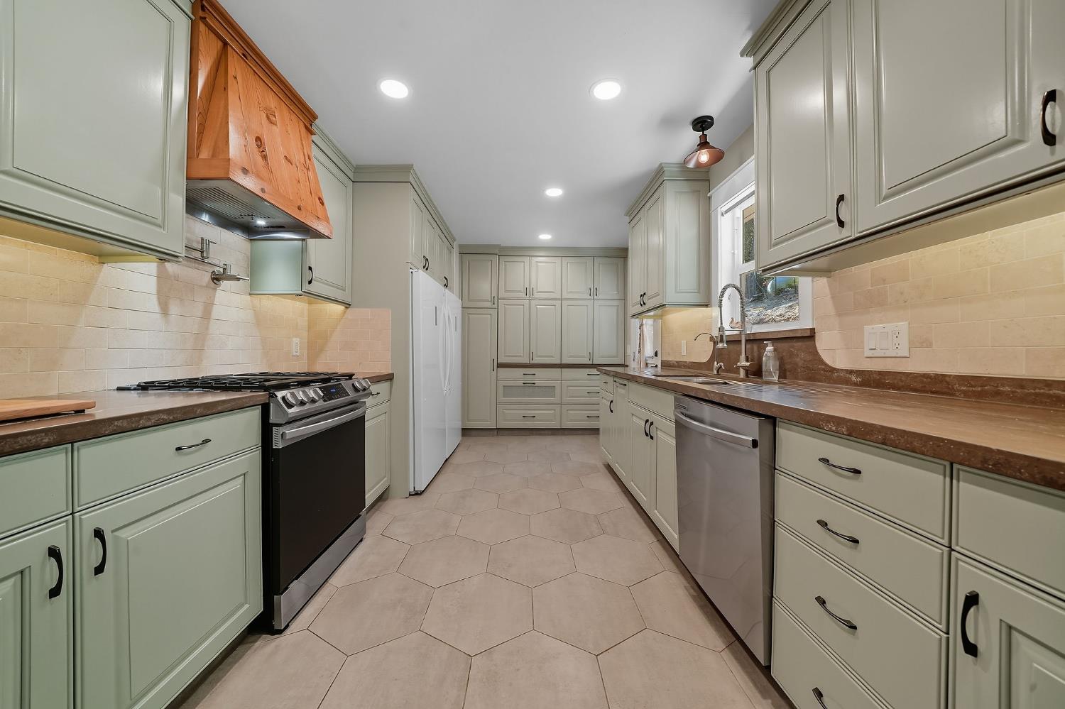 2988 Spring Hill Road San Andreas, CA 95249 - Photo 25 of 95