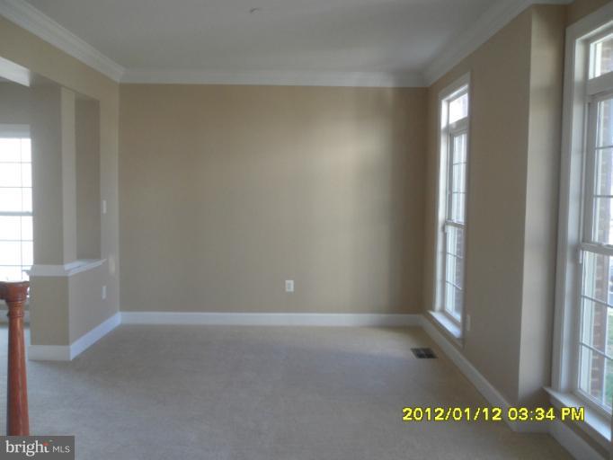 4007 Sapling Way Triangle, VA 22172 - Photo 1 of 20 Family Room