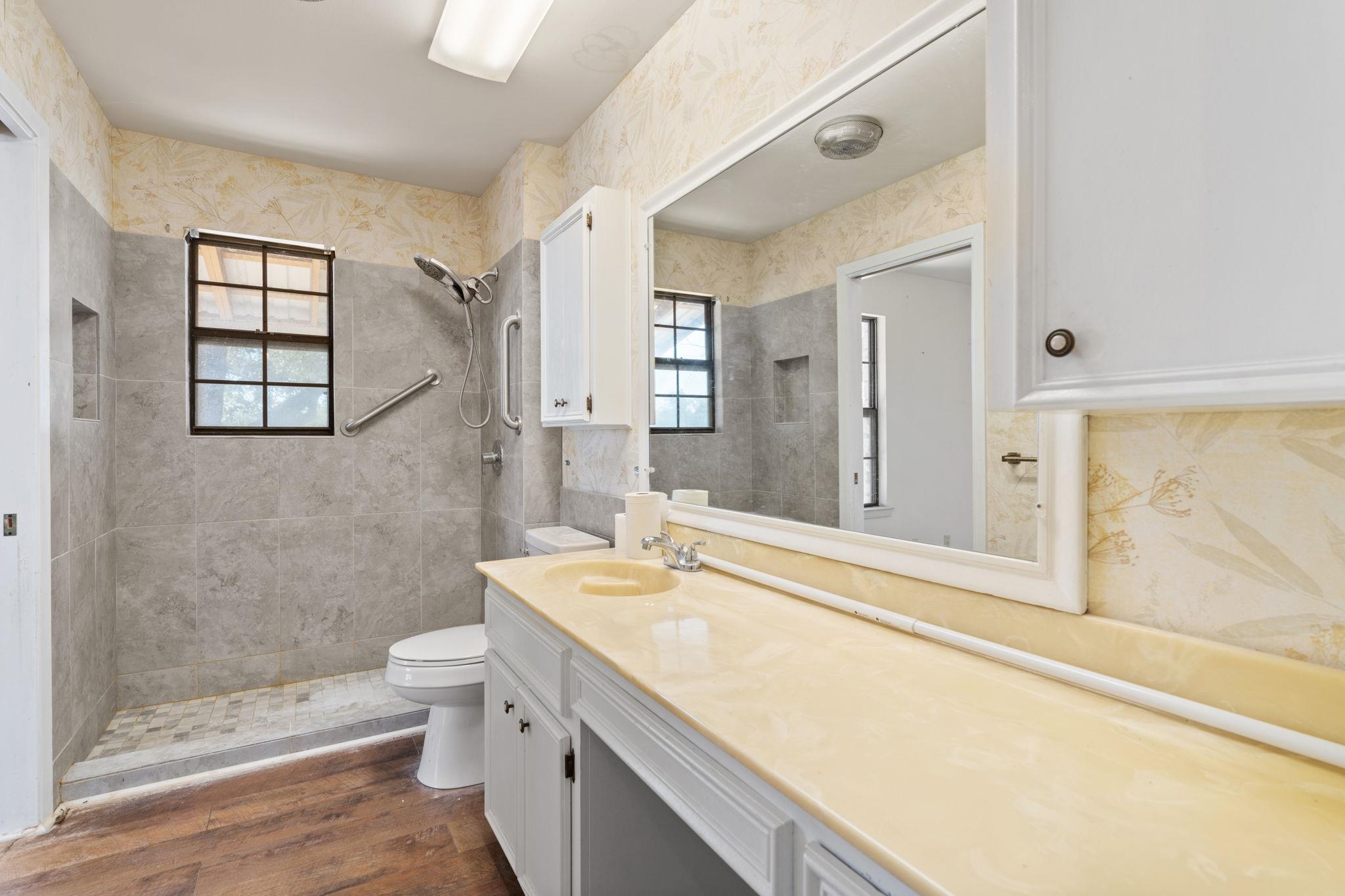 139 Pecan Road Marble Falls, TX 78654 - Photo 12 of 30