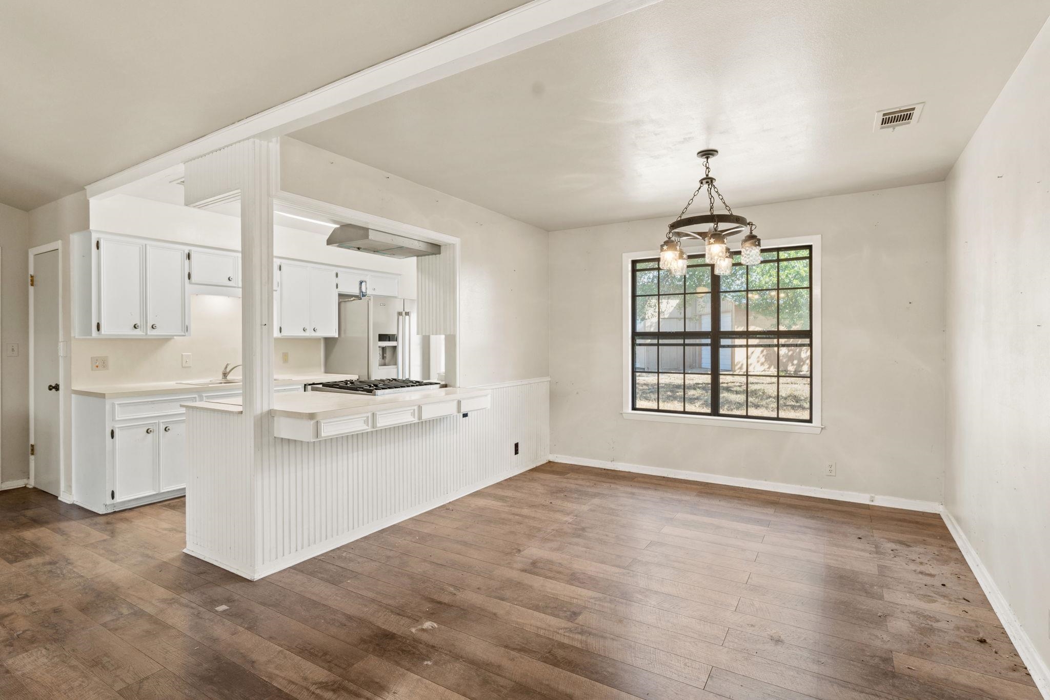 139 Pecan Road Marble Falls, TX 78654 - Photo 8 of 30