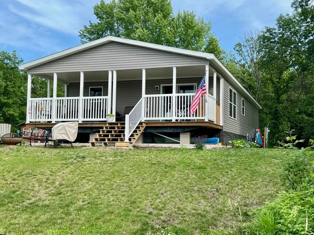 $425,000 | 6604 Southview Point, Siren, WI 54872