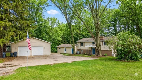 $629,900 | 723 Arbor Court, South Haven, MI 49090