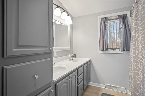 $615,000 | 723 Arbor Court, South Haven, MI 49090