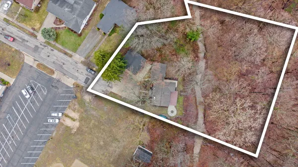 $615,000 | 723 Arbor Court, South Haven, MI 49090