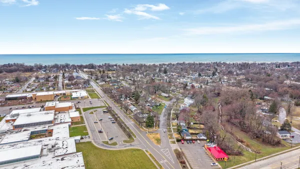 $615,000 | 723 Arbor Court, South Haven, MI 49090