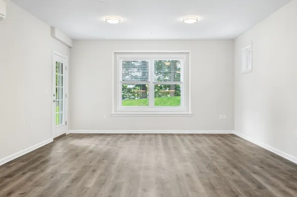 $2,960 | 64 East Mitchell Avenue, Unit 20, Cheshire, CT 06410