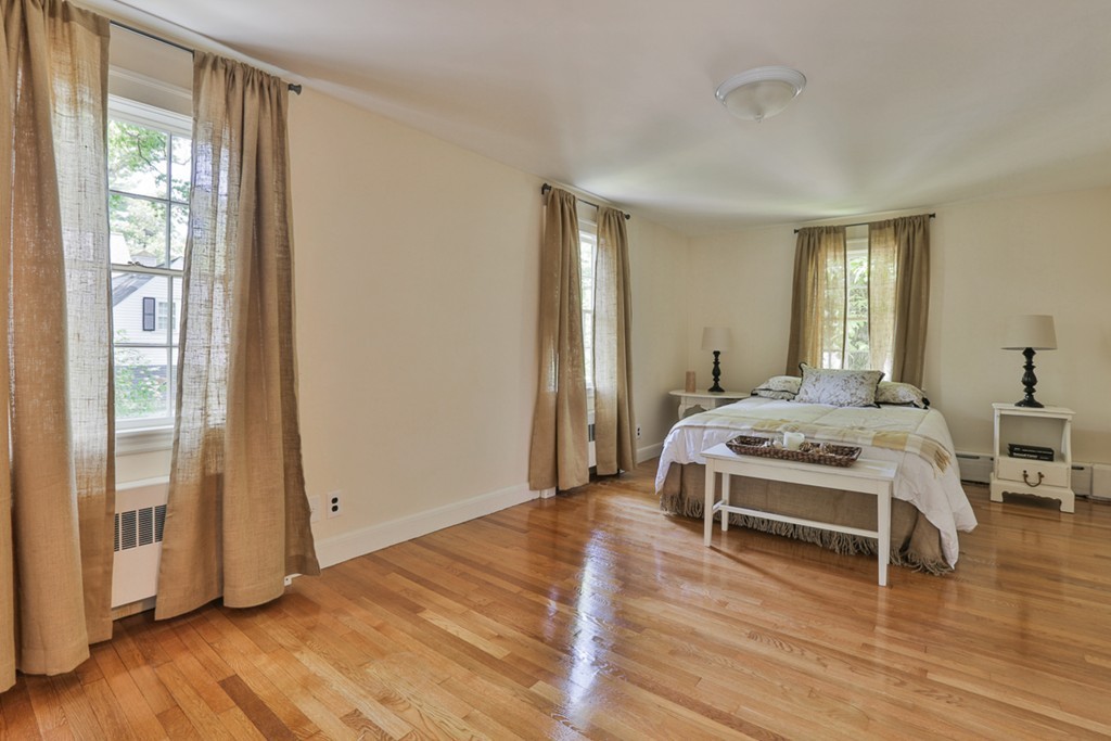 18 Outlook Road Wakefield, MA 01880 - Photo 19 of 30 Gallery Image 19