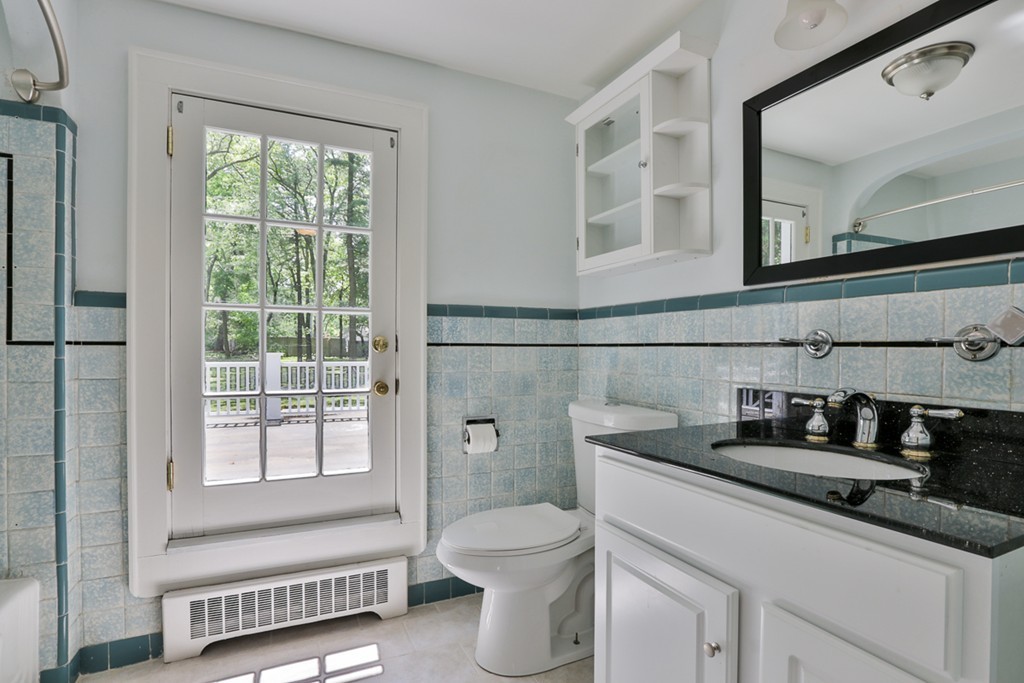 18 Outlook Road Wakefield, MA 01880 - Photo 23 of 30 Gallery Image 23