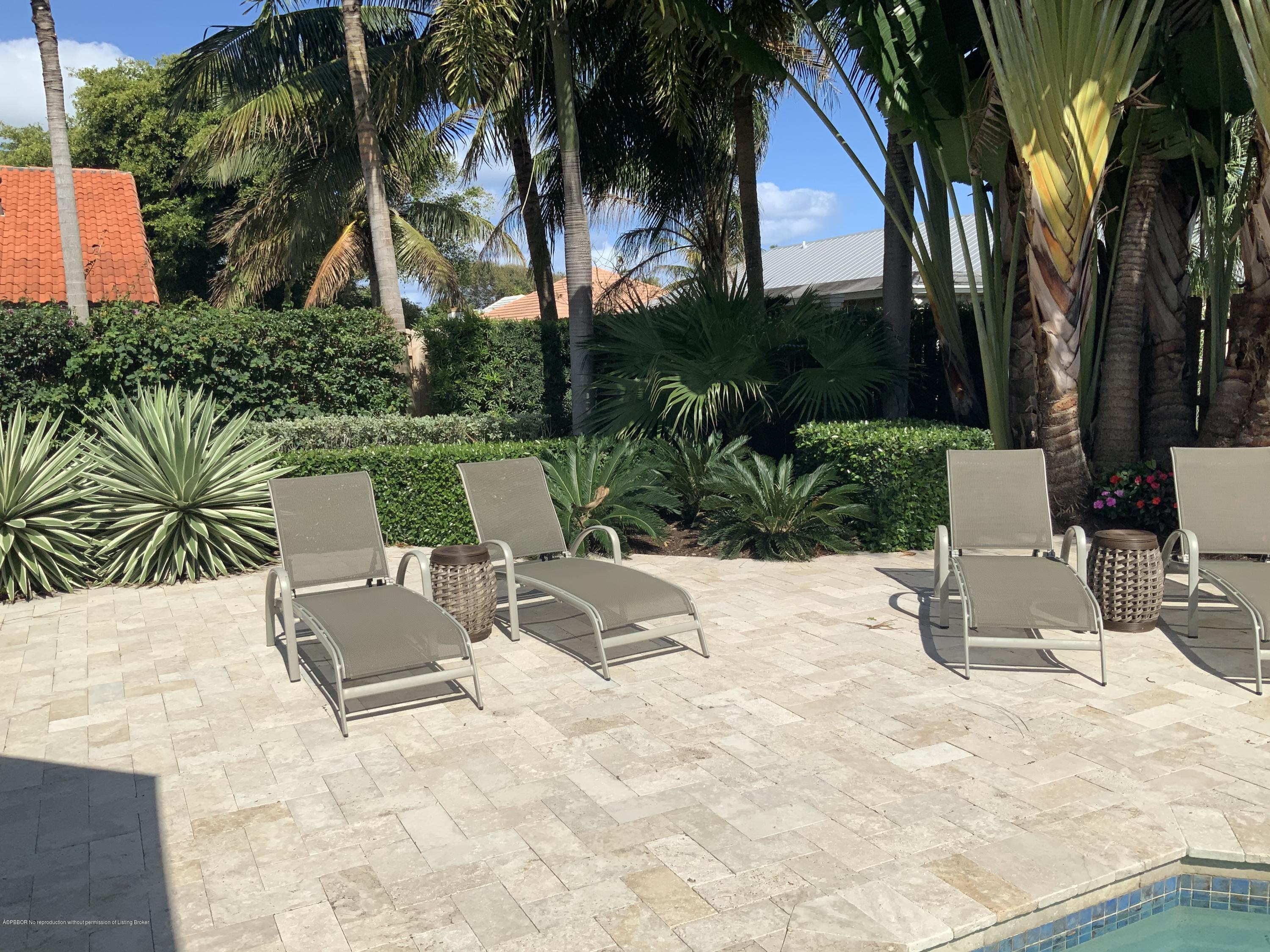 1180 Lands End Road Lantana, FL 33462 - Photo 30 of 32 pool lounge area