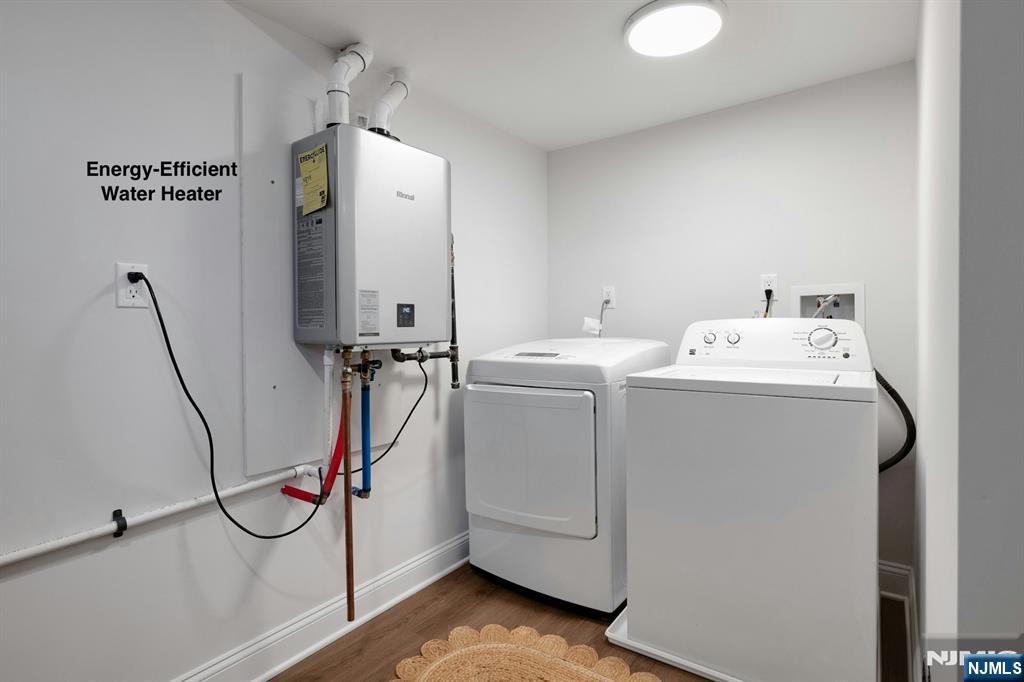 30 Edgecliff Road Montclair, NJ 07043 - Photo 36 of 46 a utility room with dryer and washer