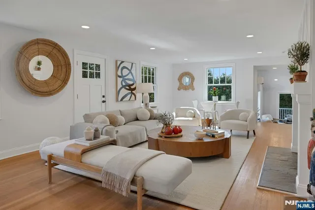 $1,695,000 | 30 Edgecliff Road, Montclair, NJ 07043