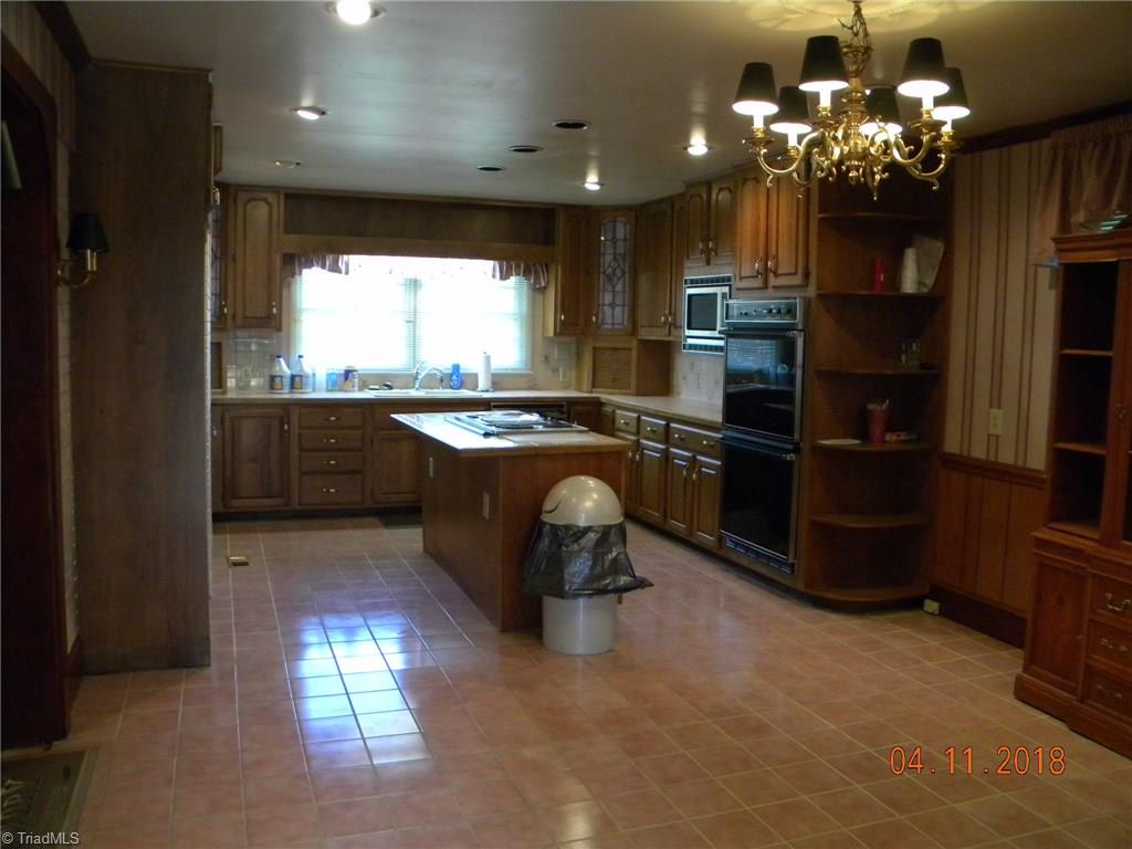 3614 Castleton Road Greensboro, NC 27406 - Photo 14 of 24 Gallery Image 14